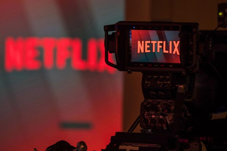 Netflix və Hollywood niyə Oskar yolunda milyonlar xərcləyirlər?