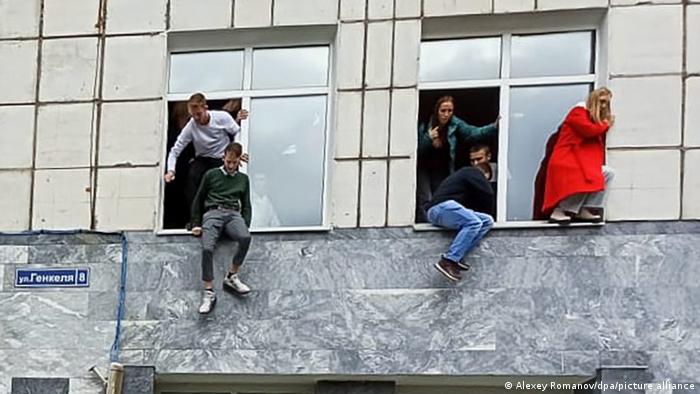 Rusiyada universitetdə silahlı hücum: 6 ölü