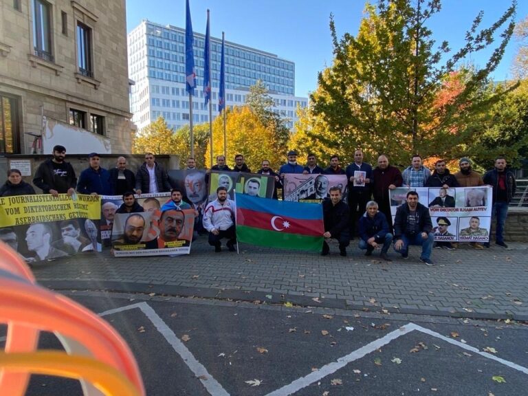 Almaniyadakı mühacirlər yenidən Azərbaycanla bağlı çağırış edib