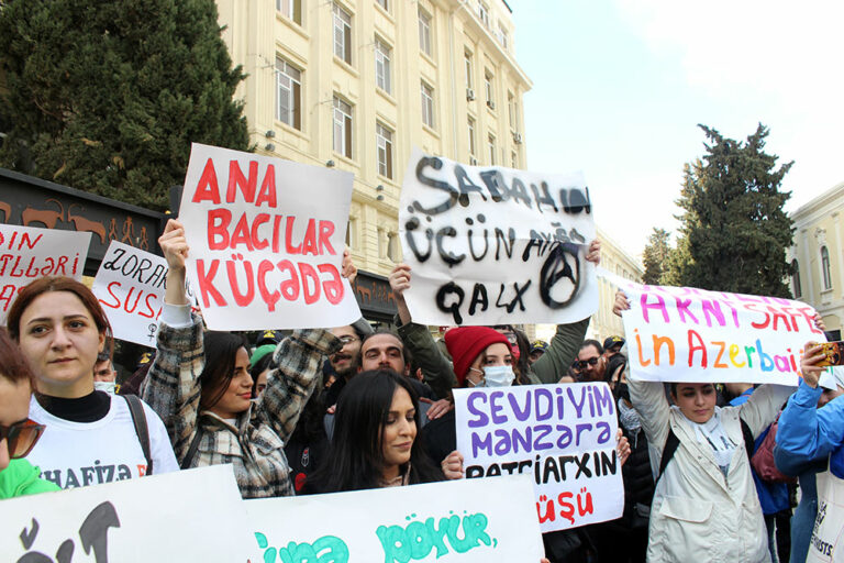 Bakıda 8 mart yürüşü keçirilib