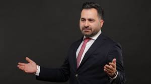 İctimai fəal hücuma məruz qaldığını bildirib