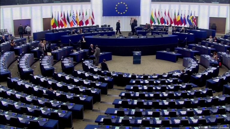 Avropa Parlamenti Azərbaycana qarşı sanksiya tələb edən qətnamə qəbul edib