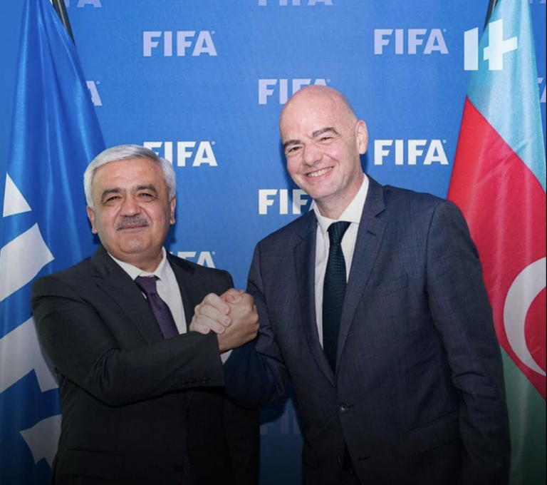 FİFA prezidenti: “Rövnəq Abdullayev 16 il Azərbaycan futboluna uğurla xidmət edib”