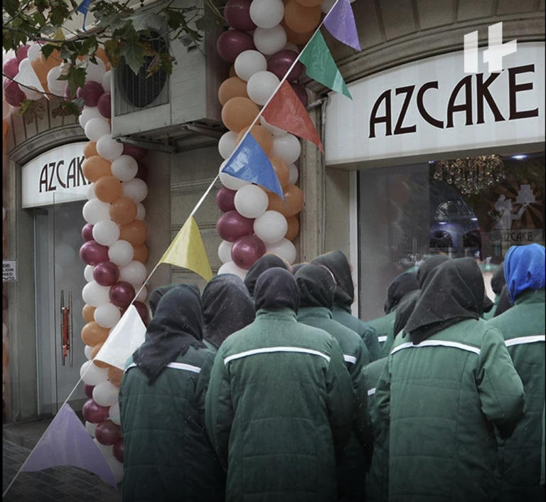 Məhbus qadınlar: “Bizə şirniyyat bişirtdirib, Azcake mağazalarında satışa çıxarırlar”