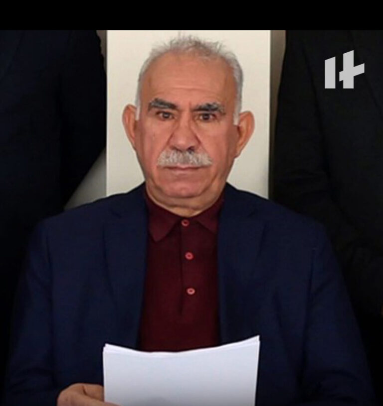 ”PKK silahı yerə qoymalı, özünü buraxmalıdır”