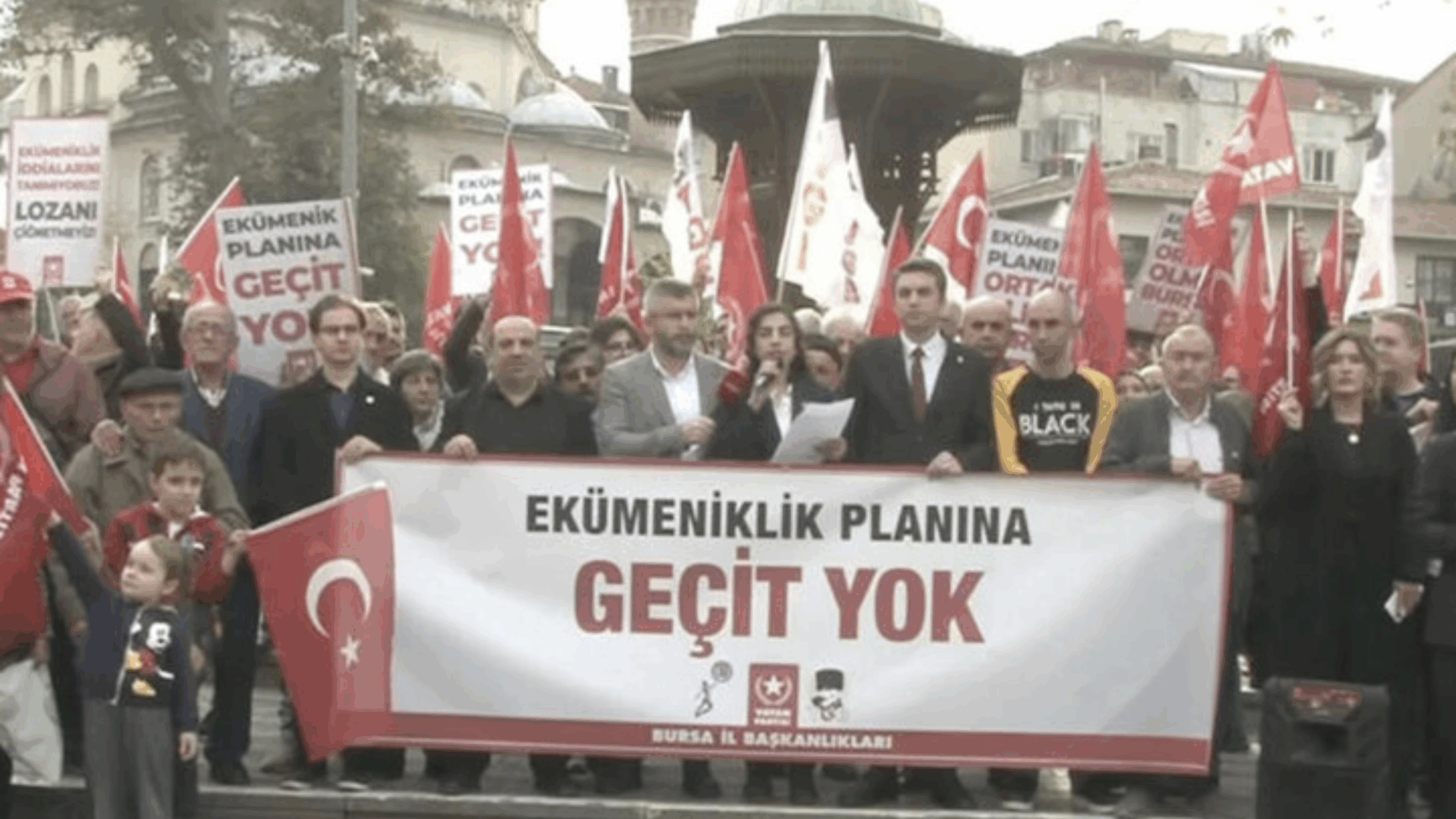 Papa XIV Leonun İznik səfəri -Milliyyətçi qruplar Nikeyada Birinci Ekumenik Şuranın 1700 illiyinin qeyd edilməsinə qarşı çıxırlar / ilmessaggero.it