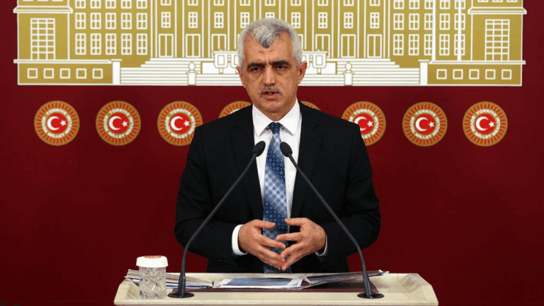 Türkiyəli deputat: “Gültəkin Hacıbəyli deport edilməməlidir”