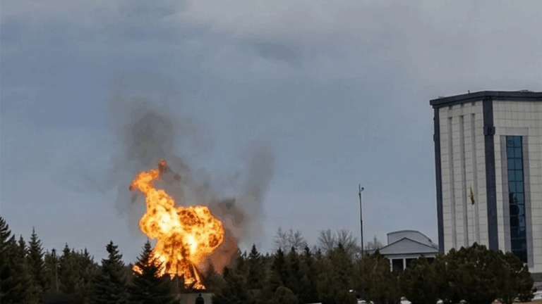 Naxçıvan aeroportuna dron düşüb