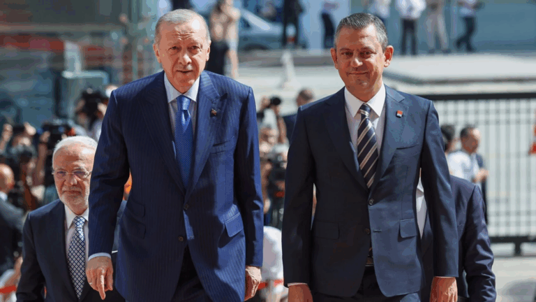 CHP lideri Ərdoğana: “Trampdan yox, Allahdan qorx”
