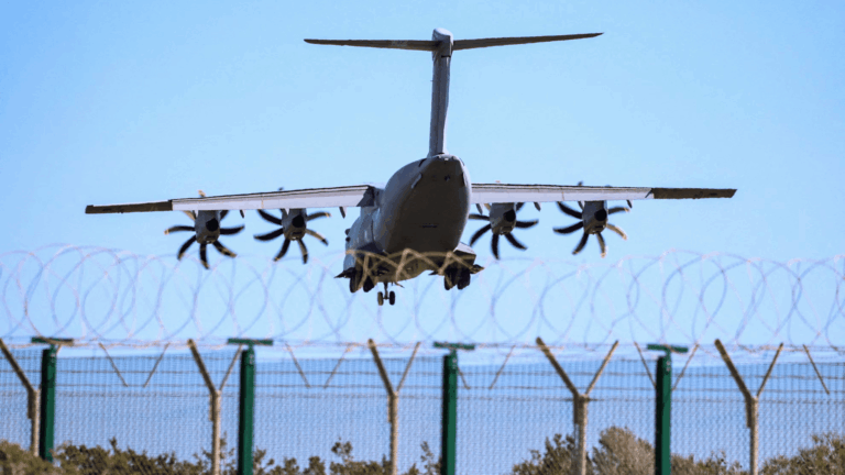 Kiprdəki Britaniya hərbi bazasına dron hücumu olub