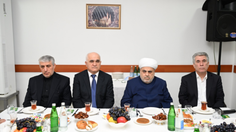 Bakıda Ayətullah Seyid Əli Xameneyinin 40 mərasimi keçirilib