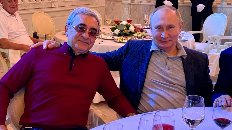 İlham Rəhimovla əlaqələndirilən şirkətlər Moskvada 39 tenderin hamısını qazanıb