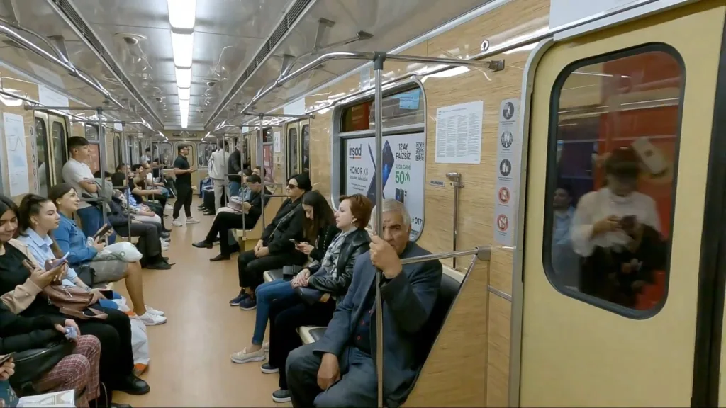 Bakı metrosunda sərnişin sayı 30 faiz azalıb
